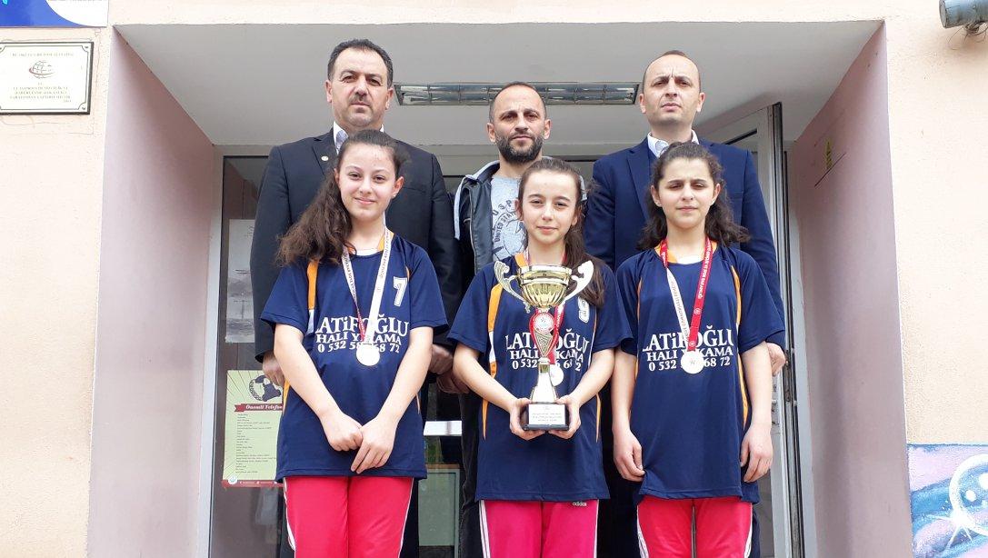 Dörtyol Ortaokulu Trabzon Birincisi